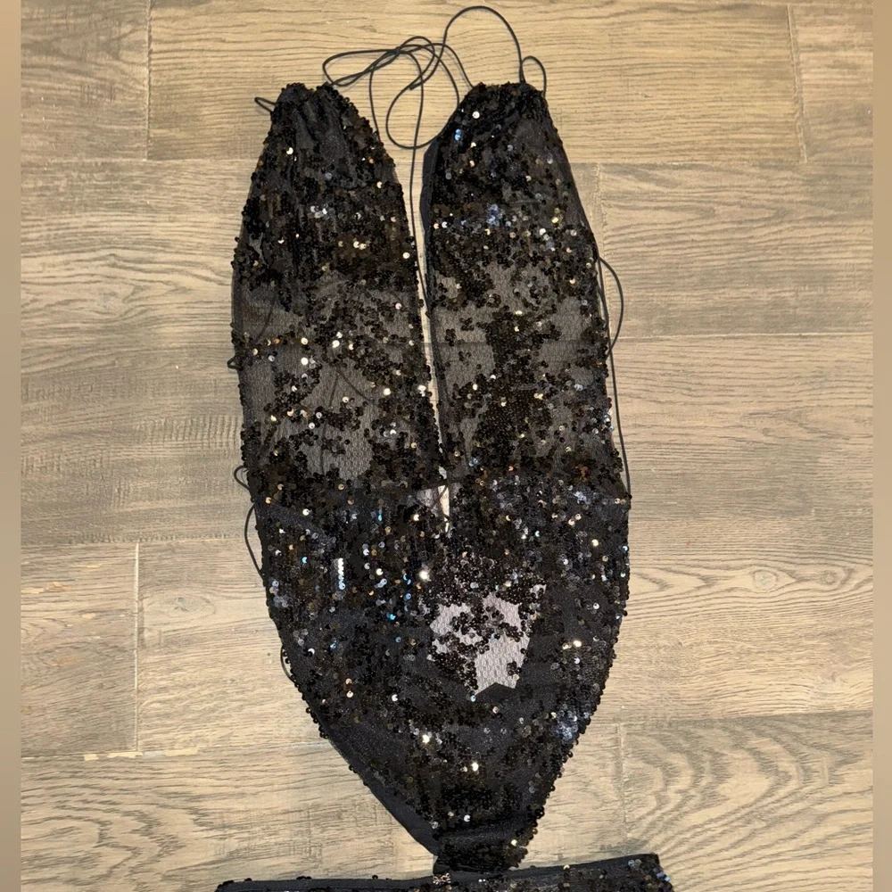 Victoria Beckham black sequin set - Picture 14 of 17